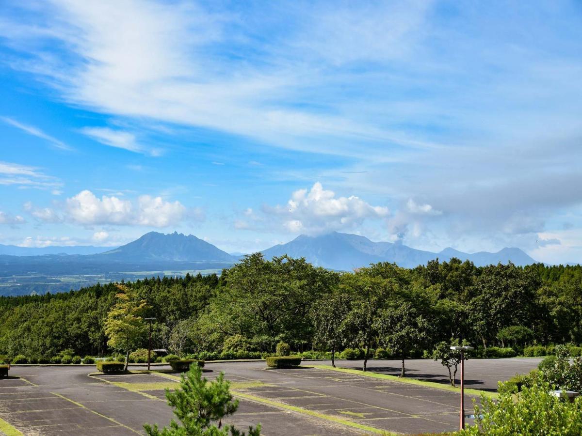 Kuju Kogen Hotel Taketa Bagian luar foto